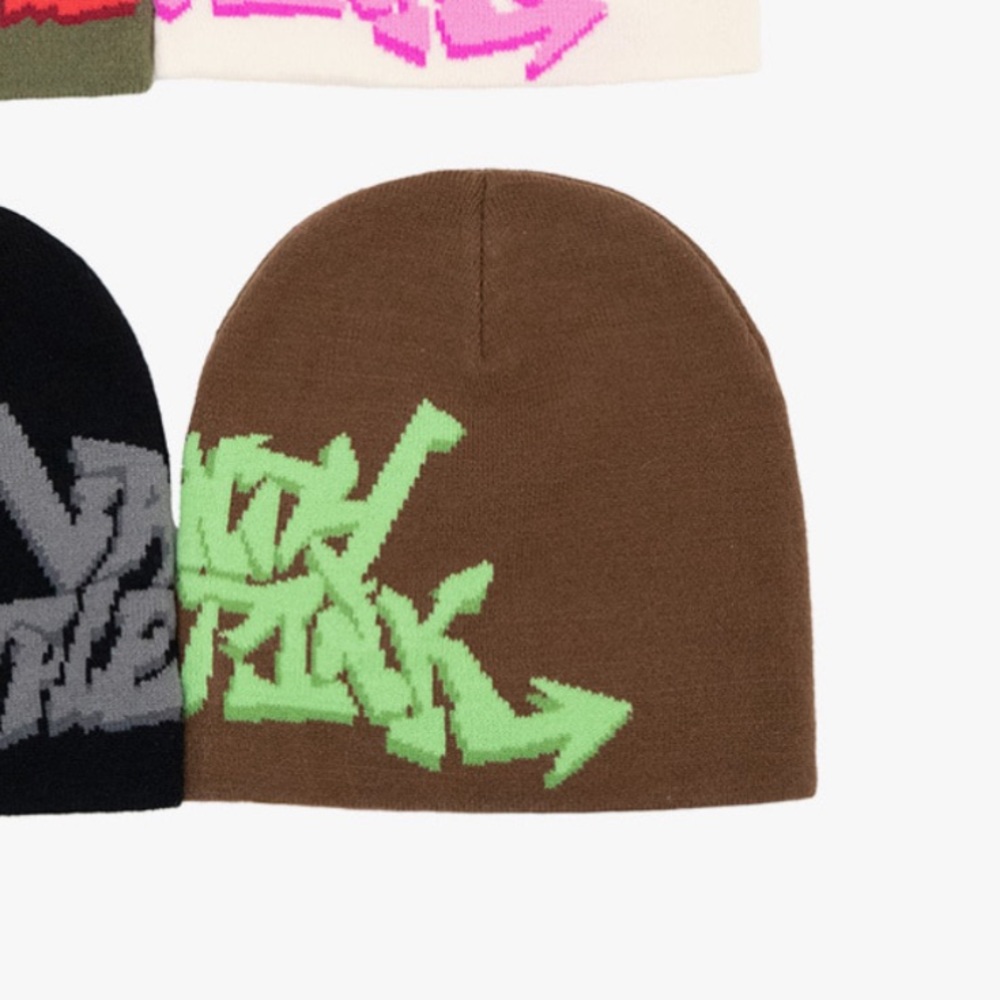 NWT Vandy The Pink Beanie Hat Cap One Size Men Women Brown